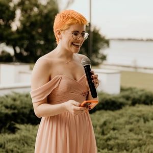 Meet your Posher, Hope